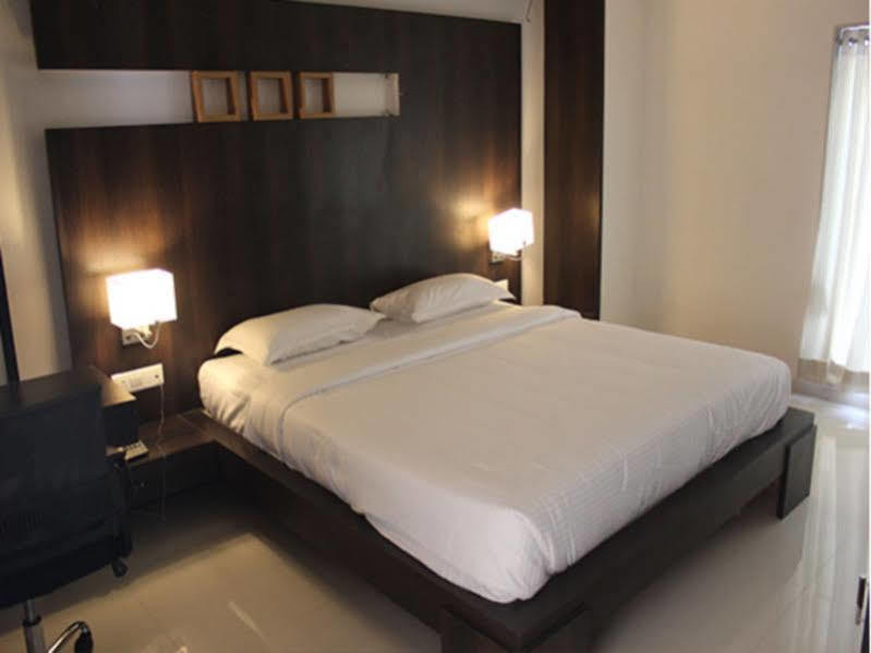 Hotel Magnum Inn Junagadh Εξωτερικό φωτογραφία