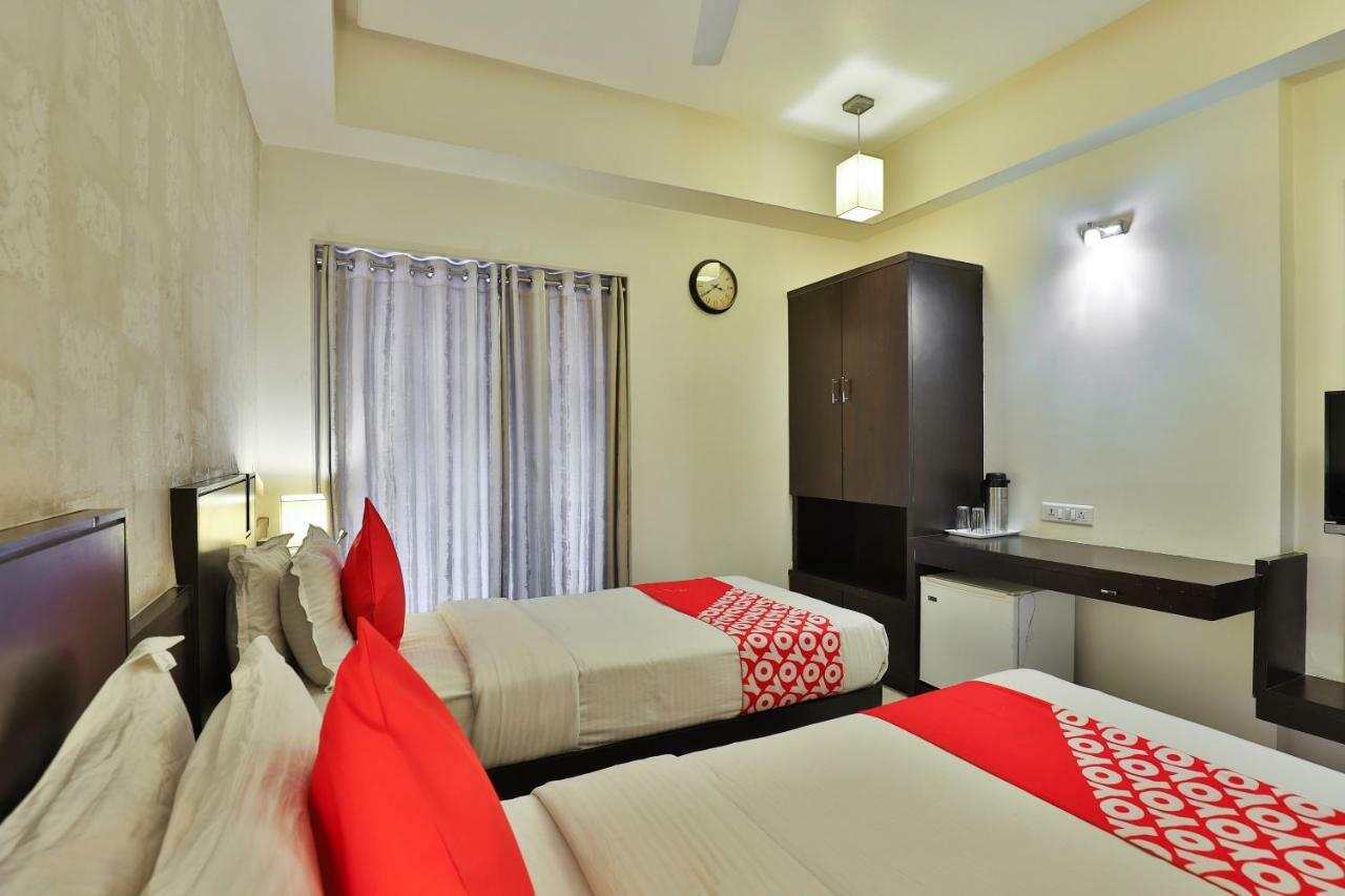 Hotel Magnum Inn Junagadh Εξωτερικό φωτογραφία